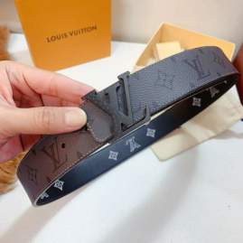 Picture of Louis Vuitton Belts _SKUfw131558436fw